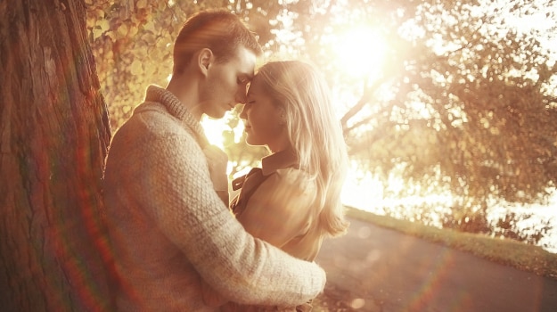 23travel-coupleromance.jpg