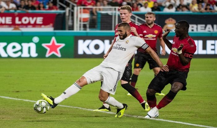 Benzema with Real Madrid against Manchester United in ICC