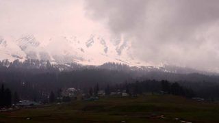 Gulmarg, Kashmir’s coolest holiday destination you can’t miss this summer! Gulmarg, Kashmir’s coolest holiday destination you can’t miss this summer!