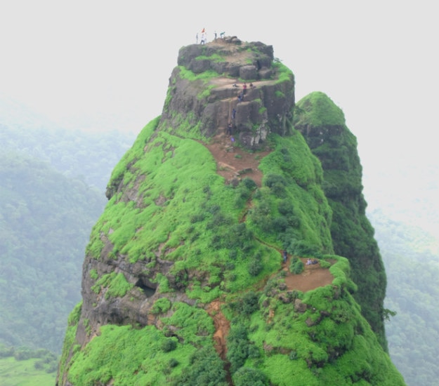 Monsoon trek from Mumbai: Kalavantin Durg and Prabalgad will take your  breath away | India.com