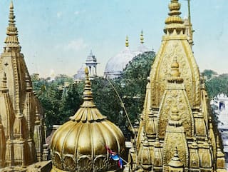 Here Are 3 Ways by Which You Can Reach Kashi Vishwanath Temple in Varanasi