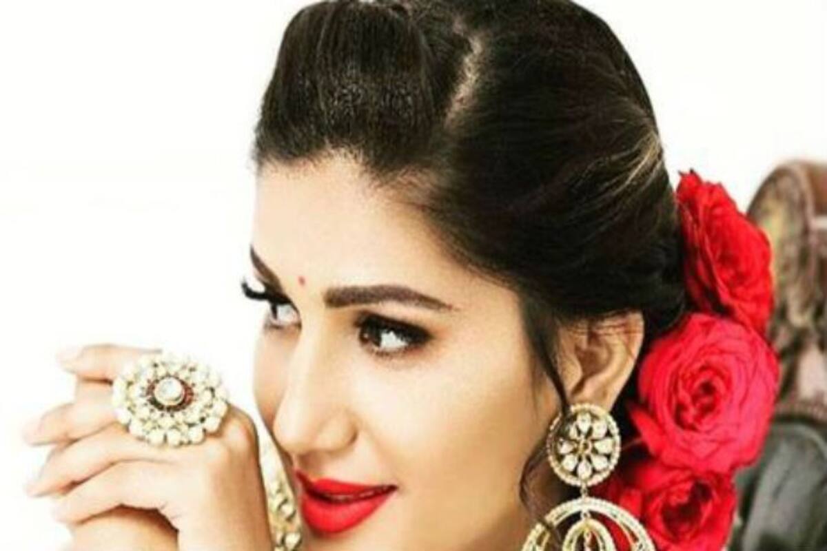 Sapna Ki Chudai Videos - Haryanvi Dancer Sapna Choudhary's Hotness in White Netted Saree And Red  Lips is What You Can't Miss, Check Here | India.com