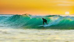 Watch Video – Chippa Wilson’s surf is his turf!