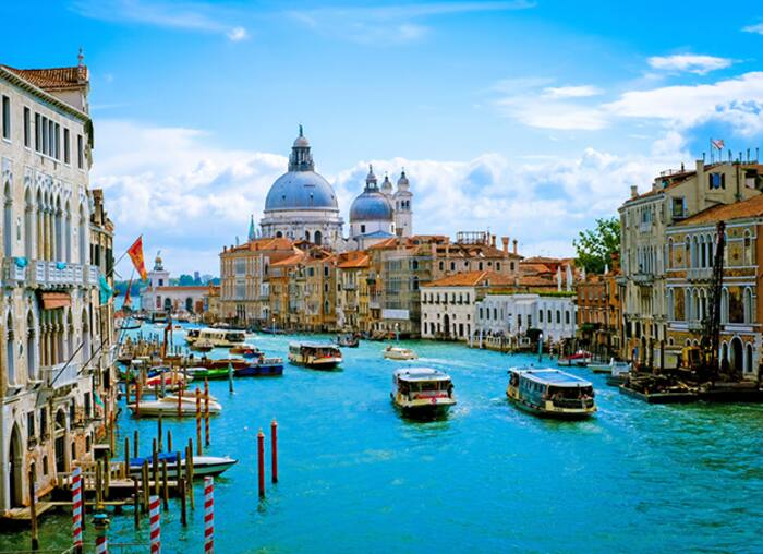 Venice to Experiment With Entry Fee, Visitor Cap from April 2024