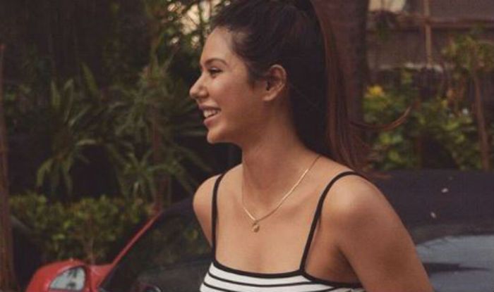 Punjabi Sizzler Sonam Bajwa Looks Smoking Hot at Her Casual Best, Check Here Punjabi Sizzler Sonam Bajwa Looks Smoking Hot at Her Casual Best, Check Here