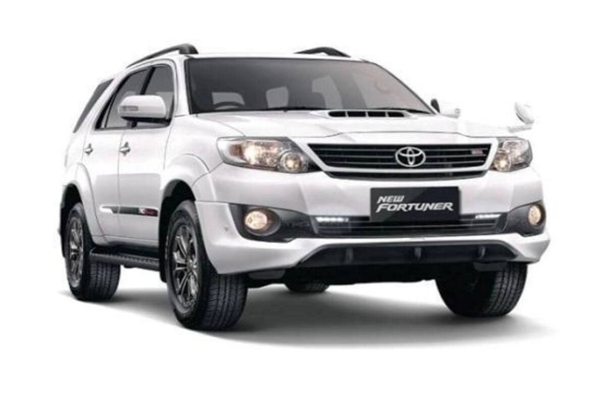 Toyota Fortuner 4 4 Automatic In Demand Waiting Period Of Up To 1 Month India Com