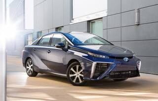 Toyota to bring forth fast charging, long range electric cars by 2022: Report