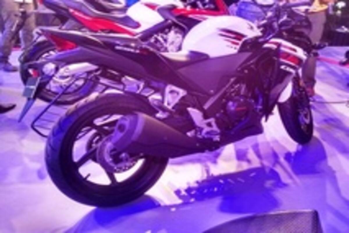 Honda Cbr 250r And 150r Launched In Mumbai Price Starts At Inr 1 30 532 India Com