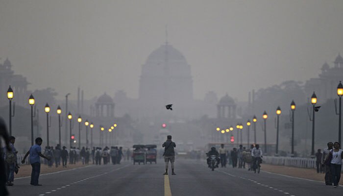 Delhi Chokes After Air Quality Slips Under 'Severe' Category; Respiratory Distress Cases Witness Massive Jump