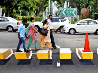 Delhi gets its first ever 3D Zebra crossing | India.com