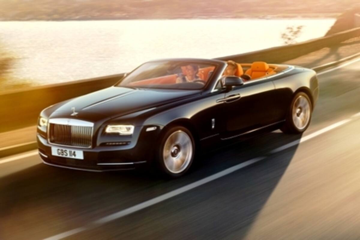 Rolls Royce Dawn Convertible Launched In India At Inr 6 25 Crore India Com Actor vijay rollsroyce car entering his home in neelangarai. india com