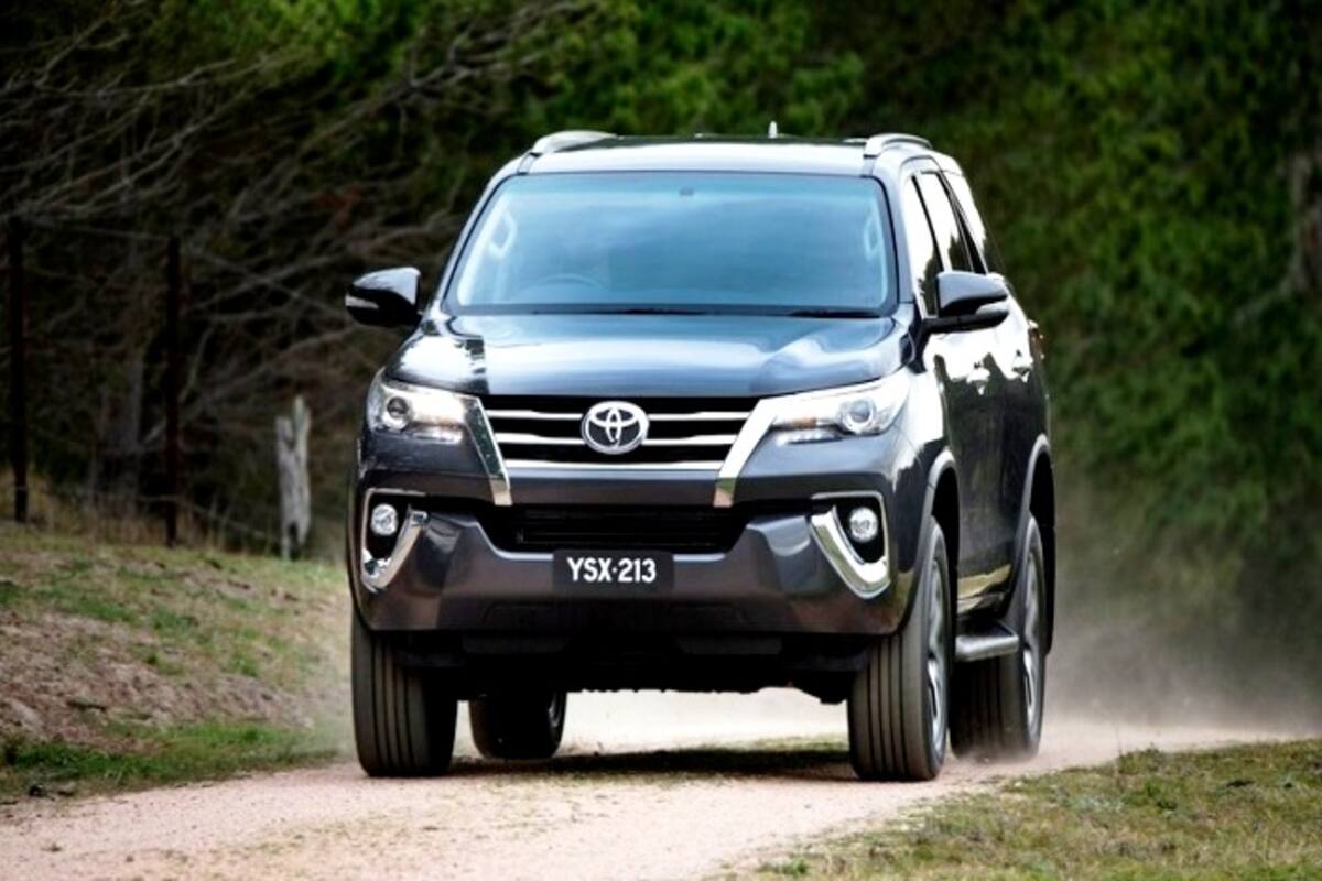 New Toyota Fortuner Sells 2000 Units In February 2017 Registers Highest Ever Monthly Sales Since Launch India Com It will continue its evolution and its basic characteristics will remain in the same manner. new toyota fortuner sells 2000 units in