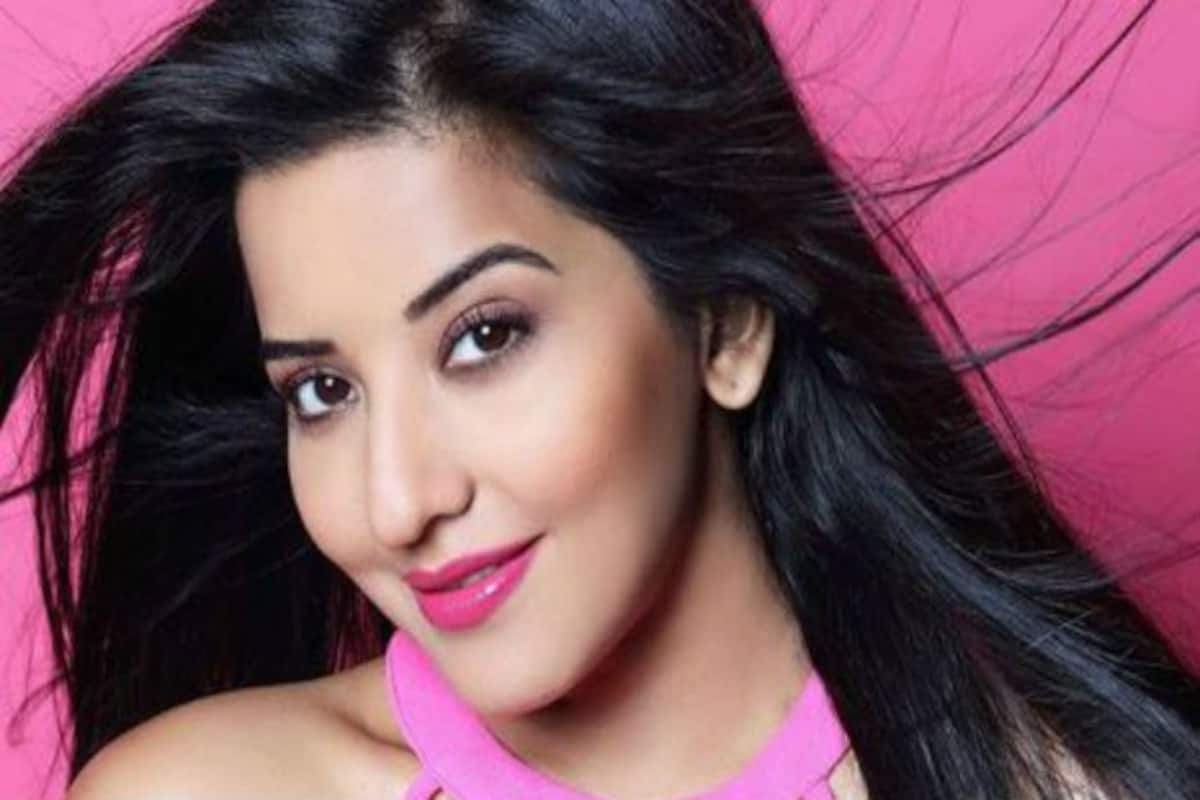 Monelesa Bhajupre Xxx Vidos - Bhojpuri Hot Bomb And Nazar Fame Monalisa Looks Smoking Hot in Sexy Pink  Dress â€“ See Picture | India.com