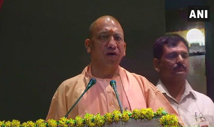 Yogi Adityanath Likens Akhilesh Yadav to Mughal Ruler Aurangzeb, Says ...
