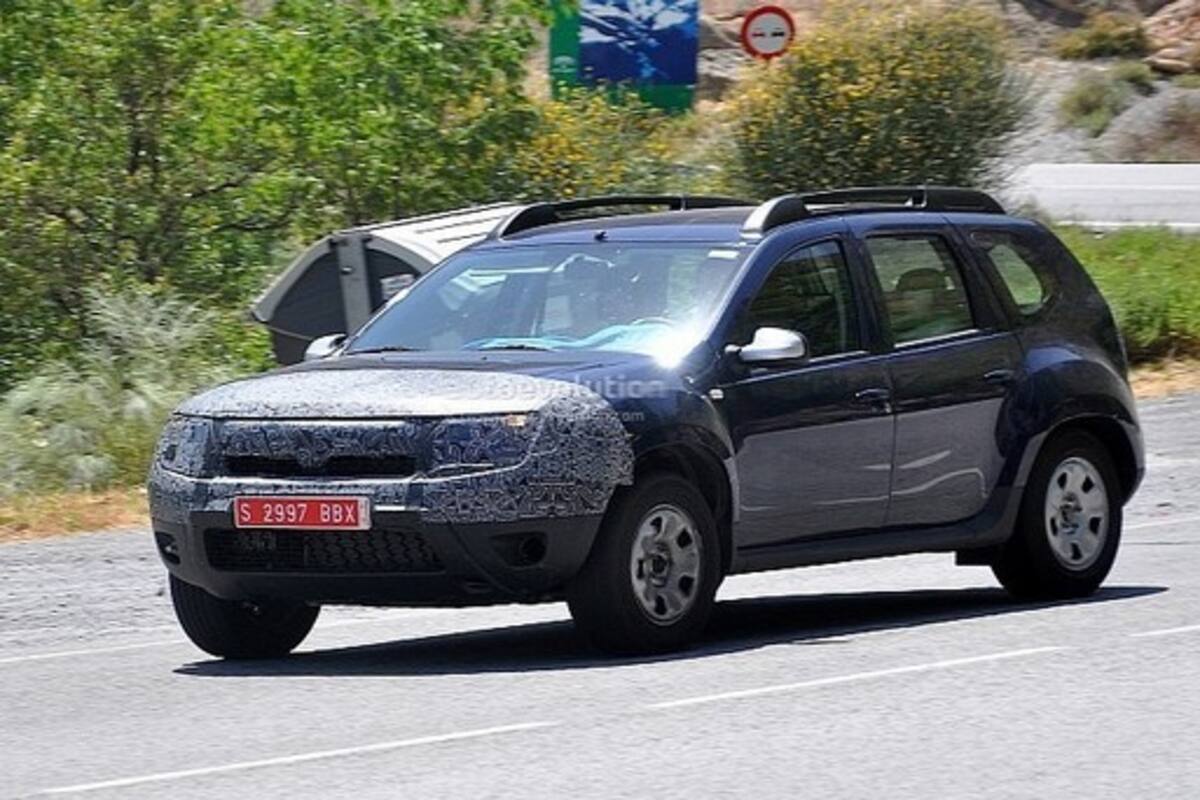 Facelifted Dacia (Renault) Duster to debut in September