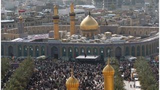 Muharram 2019: इंसानियत के लिए शहीद हुए हुसैन, पानी को तरसते बच्चों पर बरसाए गए थे तीर, ऐसी थी ‘कर्बला की जंग’ Muharram 2019: इंसानियत के लिए शहीद हुए हुसैन, पानी को तरसते बच्चों पर बरसाए गए थे तीर, ऐसी थी ‘कर्बला की जंग’