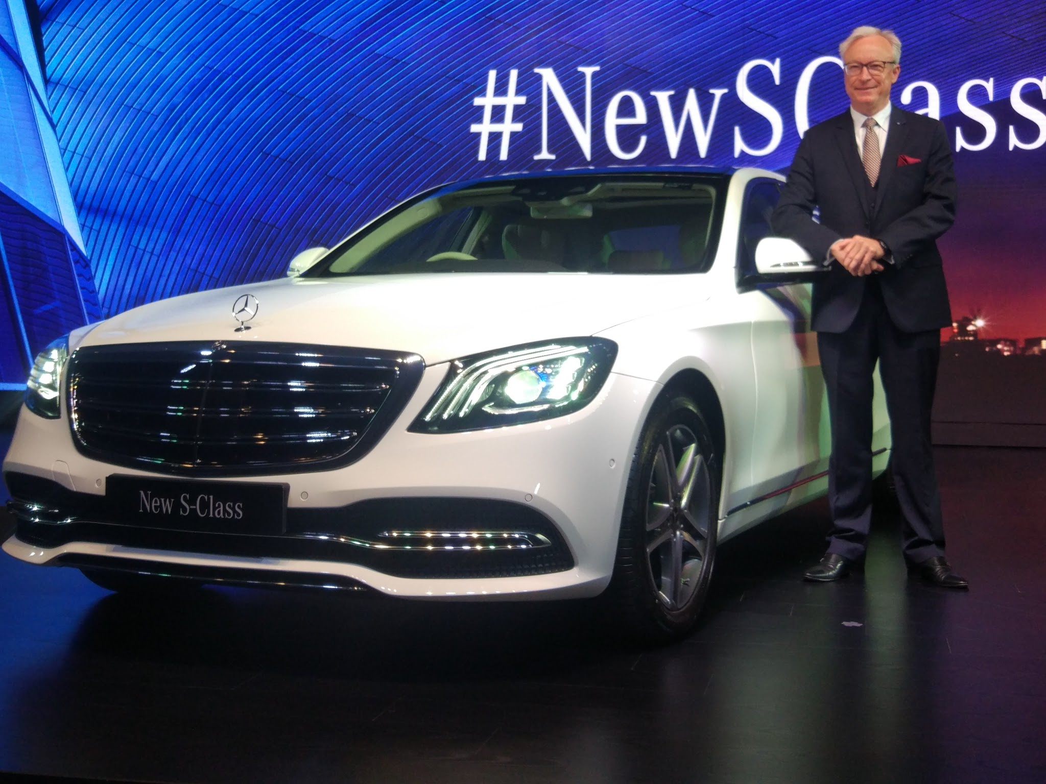 18 Mercedes Benz S Class Facelift Launched Price In India Starts From Inr 1 33 Crore India Com