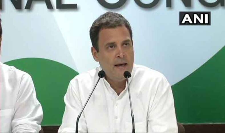 राफेल डीलः राहुल का पीएम पर सबसे बड़ा हमला, कहा- पूरा देश जान गया चौकीदार चोर है