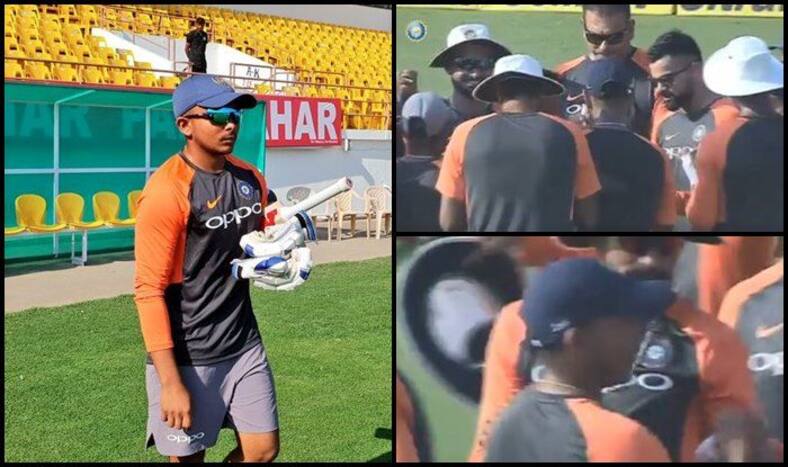 India vs West Indies 1st Test Day 1: Prithvi Shaw Becomes 293rd Cricketer to Represent India, Receives Test Debut Cap From India Captain Virat Kohli -- WATCH