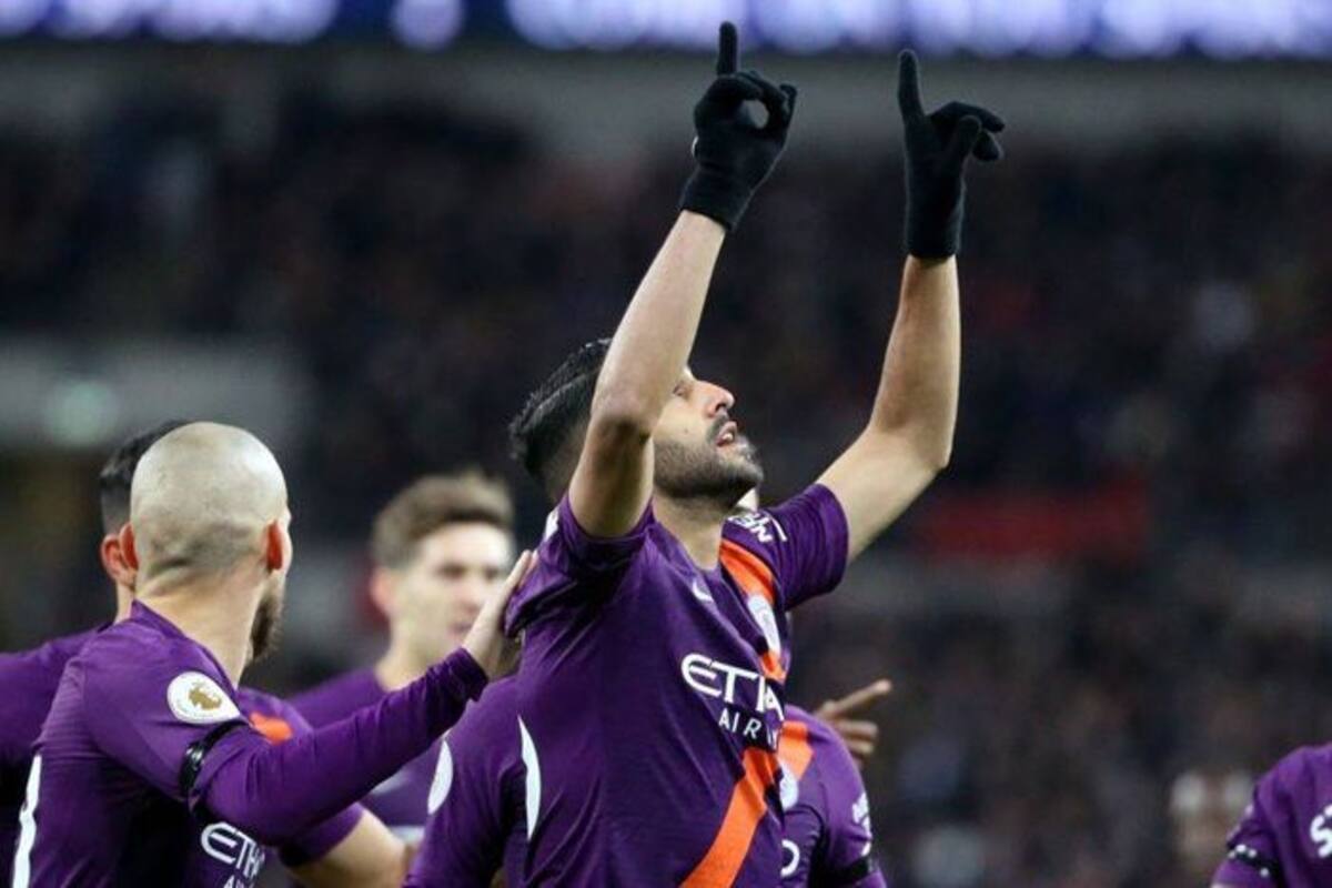 Premier League: Wembley pitch's poor condition before Tottenham's