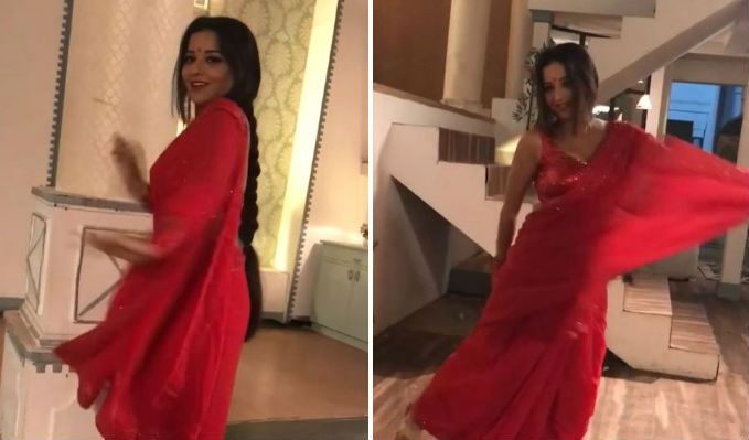 679px x 399px - Bhojpuri Hot Bomb And Nazar Fame Monalisa Looks Sexy as She Grooves to Dil  Diyan Gallan in Red Hot See-through Saree â€“ Watch Video | India.com