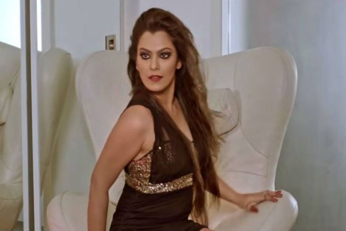 8 Sal Ke Ladki Ke Sath Sex Bideo - Bhojpuri Hotness Nidhi Jha's Sexy Dance Videos That Will Take Internet by  Storm, Watch Videos | India.com