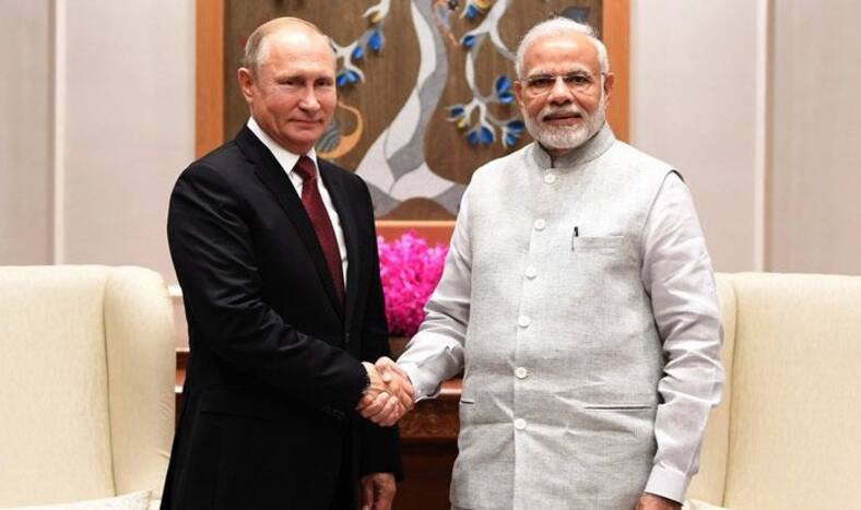 Vladimir Putin's India Visit: Russian President Meets PM Modi, New Delhi Set to go Ahead With S-400 Missile Deal