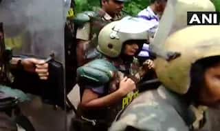 Sabarimala Row: Three Women's Attempt to Enter Temple Fail Amid Protests, Head Priest Threatens to Shut Shrine