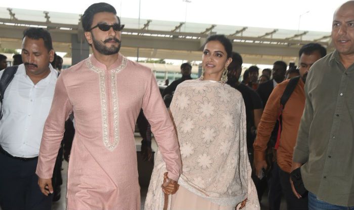 Ranveer Singh-Deepika Padukone Twin in Pastel Pink as They Leave for Mumbai Post Bengaluru Reception, Check Pics Ranveer Singh-Deepika Padukone Twin in Pastel Pink as They Leave for Mumbai Post Bengaluru Reception, Check Pics