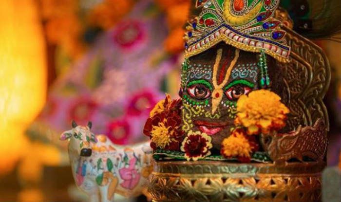 Happy Govardhan Puja 2019: Best WhatsApp Messages, GIF Images, Facebook