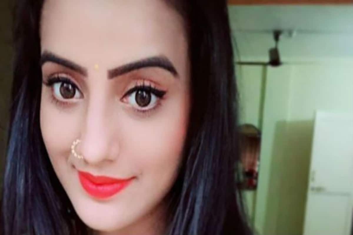 Persoon belast met sportgame klep piek Bhojpuri Sensation Akshara Singh Looks Hot in Sexy Nose Ring And Red Lips –  See Picture | India.com