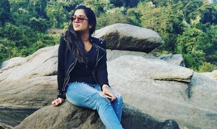 Bhojpuri Bombshell Amrapali Dubey Looks Super Hot as She Enjoys Picturesque Location – See Picture Bhojpuri Bombshell Amrapali Dubey Looks Super Hot as She Enjoys Picturesque Location – See Picture