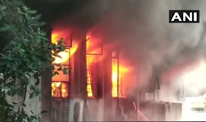 Thane: Fire breaks out at a cloth factory