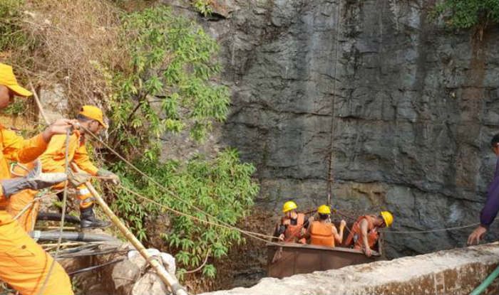 Meghalaya: Now Indian Navy Divers Join the Operations to Rescue Miners Trapped For Fortnight