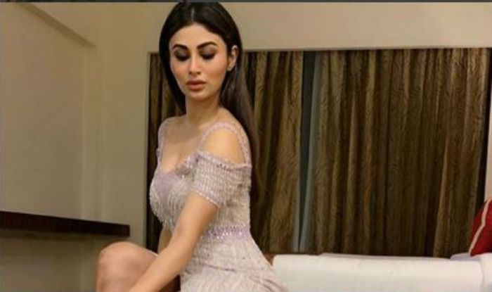 Naagin Fame Mouni Roy Looks Hot in High Slit Gown as She Attends an Event in Delhi – See Pictures Naagin Fame Mouni Roy Looks Hot in High Slit Gown as She Attends an Event in Delhi – See Pictures