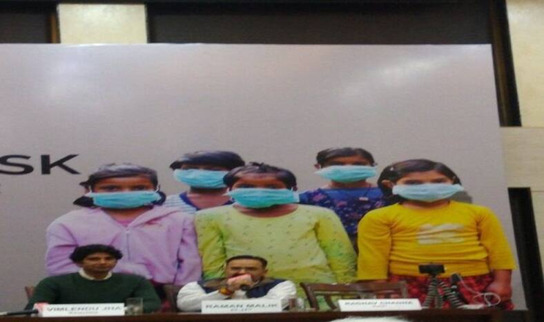 Delhi Citizen Groups Demand Air Pollution be Election Issue; Organise 'Country With A Mask' Event