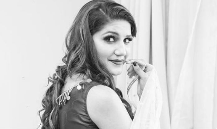 Haryanvi Bombshell And Chetak Fame Sapna Choudhary Looks Hot in Her Latest Monochrome Picture Haryanvi Bombshell And Chetak Fame Sapna Choudhary Looks Hot in Her Latest Monochrome Picture
