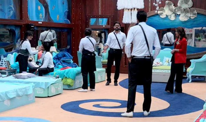 Contestants in Bigg Boss 12 house (Photo Courtesy: Twitter/ @ColorsTV)
