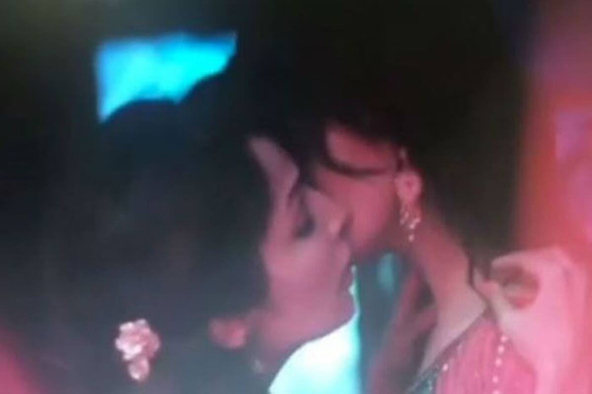 Shriya Saran Indian Lesbian Porn - Gandii Baat 2 à¤®à¥‡à¤‚ à¤²à¥‡à¤¸à¥à¤¬à¤¿à¤¯à¤¨ à¤¸à¥€à¤¨ à¤•à¤°à¥‡à¤‚à¤—à¥€ 'à¤¸à¥à¤¤à¥à¤°à¥€' à¤à¤•à¥à¤Ÿà¥à¤°à¥‡à¤¸ à¤«à¥à¤²à¥‹à¤°à¤¾ à¤¸à¥ˆà¤¨à¥€, à¤¬à¥‹à¤²à¥€-  à¤¬à¥‹à¤²à¥à¤¡à¤¨à¥‡à¤¸ à¤¸à¥‡ à¤•à¥‹à¤ˆ à¤ªà¤°à¤¹à¥‡à¤œà¤¼ à¤¨à¤¹à¥€à¤‚ - Stree a