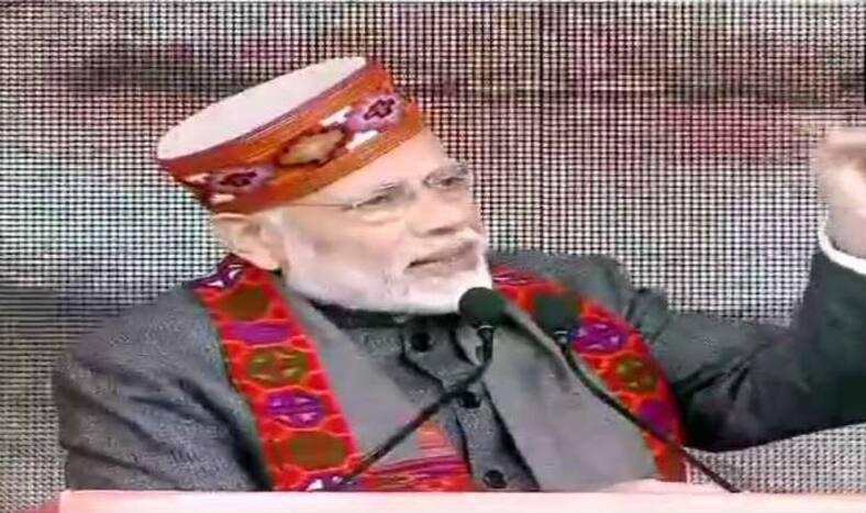 PM Narendra Modi Congratulates Himachal Pradesh CM Jai Ram Thakur For Completing One Year in Office; Attacks Congress Over OROP Implementation
