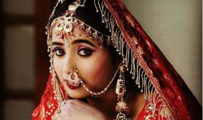 Bhojpuri Hottie Rani Chatterjee Makes For a Radiant Bride in This Throwback Picture, Check Bhojpuri Hottie Rani Chatterjee Makes For a Radiant Bride in This Throwback Picture, Check