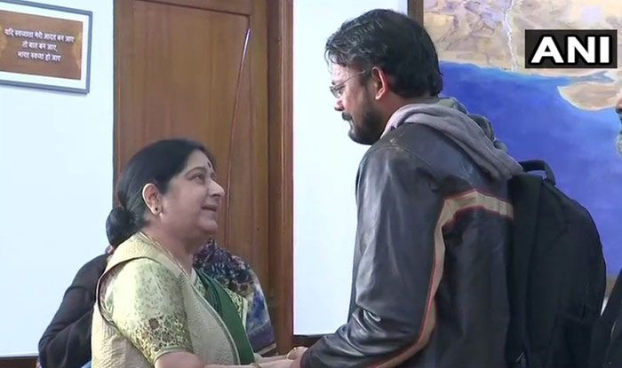 On Return From Pakistan After Six Years, Hamid Nihal Ansari Narrates His Ordeal to Sushma Swaraj
