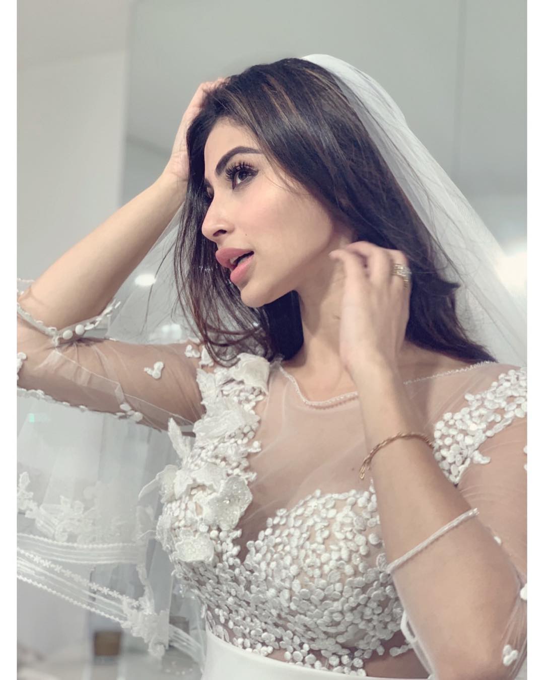 Mouni Roy