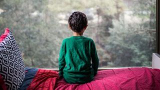 Delhi Horror: Man Pushes 4-Year-Old Son of Live-in Partner Down The Stairs, Chokes Him to Death Delhi Horror: Man Pushes 4-Year-Old Son of Live-in Partner Down The Stairs, Chokes Him to Death