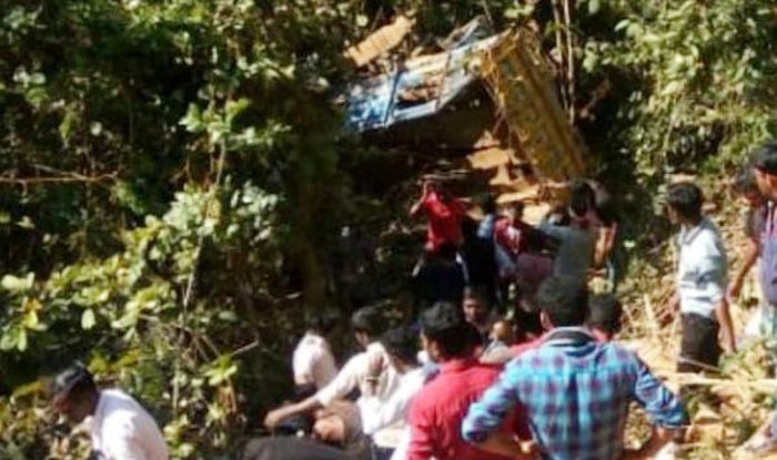 Odisha: Eight Killed, Over 25 Critically Injured After Truck Overturns ...