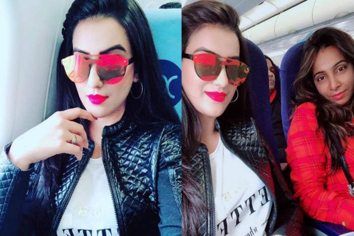 Akshra Singh Sex Video - Bhojpuri Sensation Akshara Singh Looks Hot in White T-Shirt And Leather  Jacket as She Heads to Ranchi For Award Show | India.com