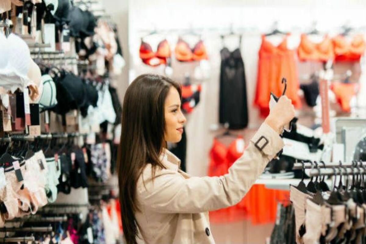 How is Indian Women Shopping For Her Lingerie?