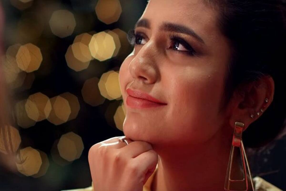 Priya Prakash Hard Sex - Boney Kapoor Trying His Best to Stop 'Sleazy Film' Sridevi Bungalow  Starring Priya Prakash Varrier | India.com