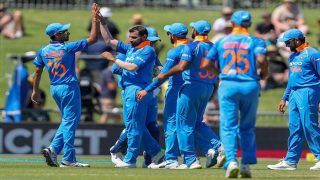 NZ Vs Ind पहला वनडे : शमी के साथ स्पिनर्स ने मचाया धमाल, बैटिंग पिच पर एक नहीं चली कीवी बल्लेबाजों की NZ Vs Ind पहला वनडे : शमी के साथ स्पिनर्स ने मचाया धमाल, बैटिंग पिच पर एक नहीं चली कीवी बल्लेबाजों की