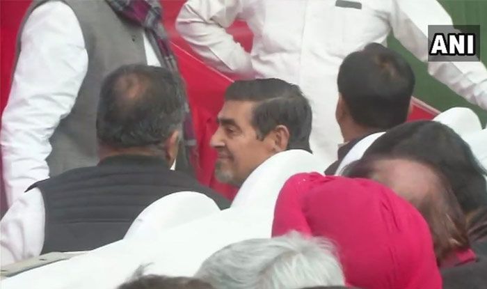 Controversy Erupts Over Front Seat For 1984 Anti-Sikh Riots Accused Jagdish Tytler in Sheila Dikshit's Swearing-in Ceremony